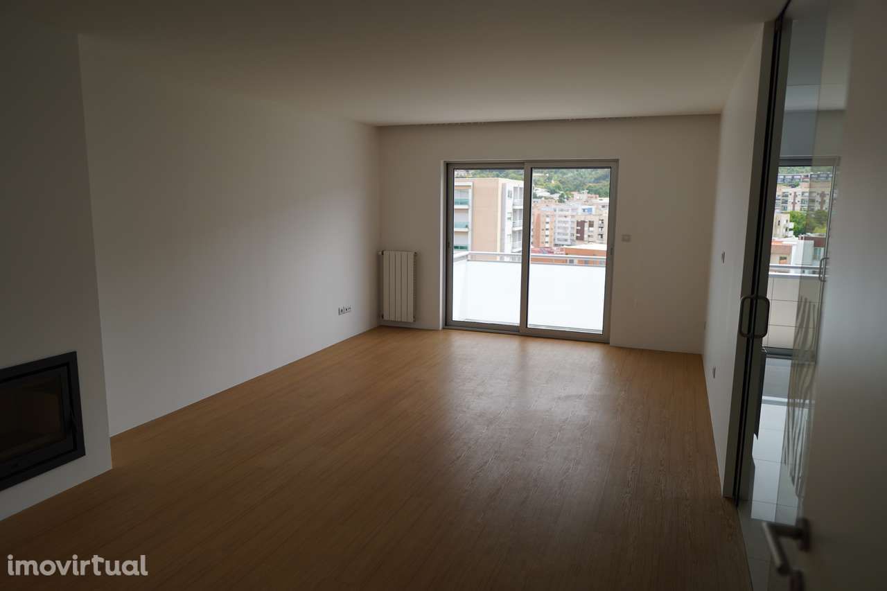 T3 para arrendamento próximo do Minho Center - Grande imagem: 2/12