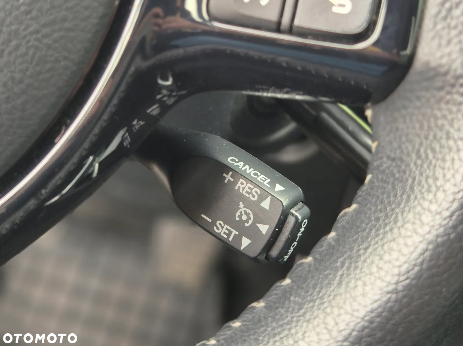 Toyota Yaris 1.5 Premium - 13