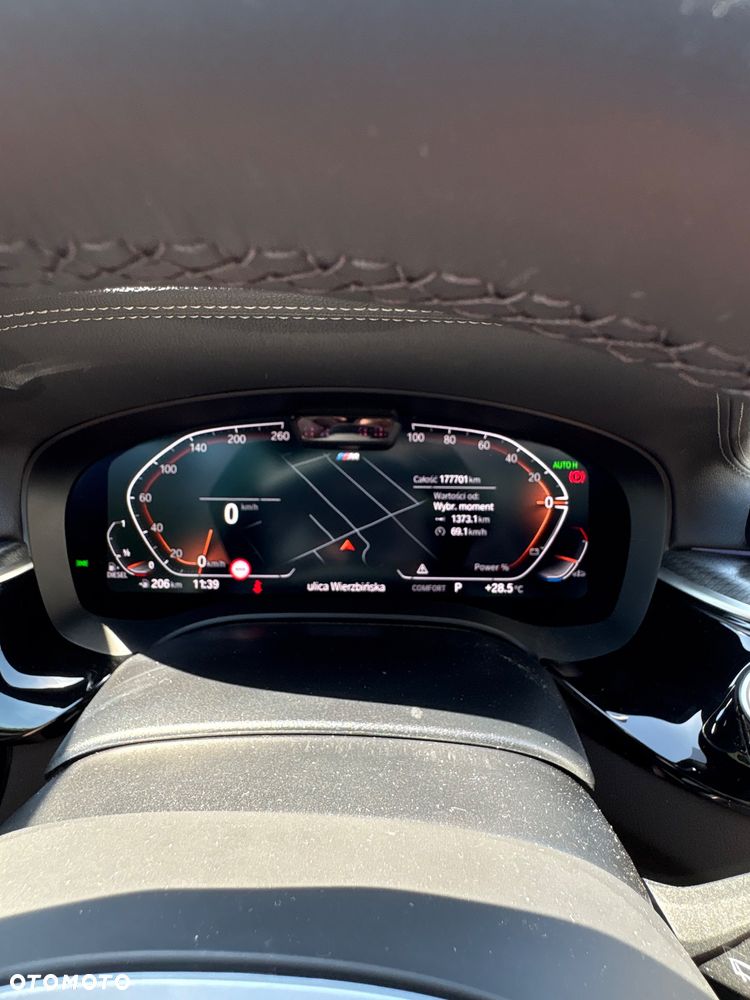 BMW Seria 5 - 36