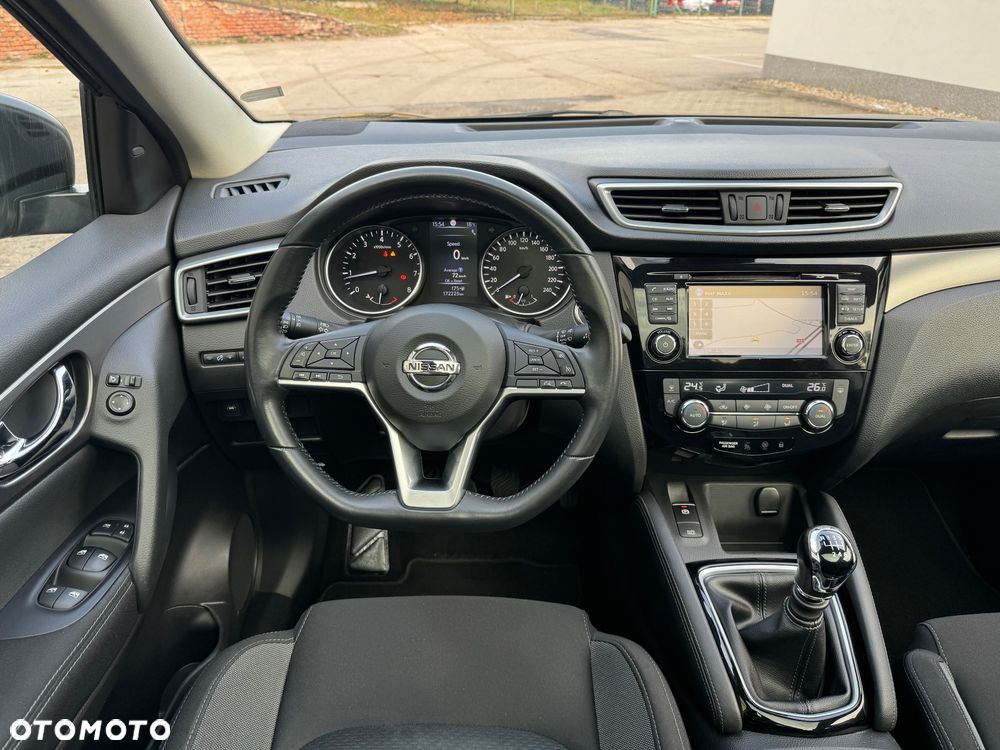 Nissan Qashqai - 11