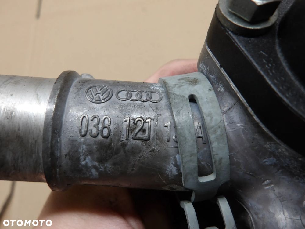 AUDI A4 B6 01-04 KOMBI OBUDOWA TERMOSTATU 038121133A - 6