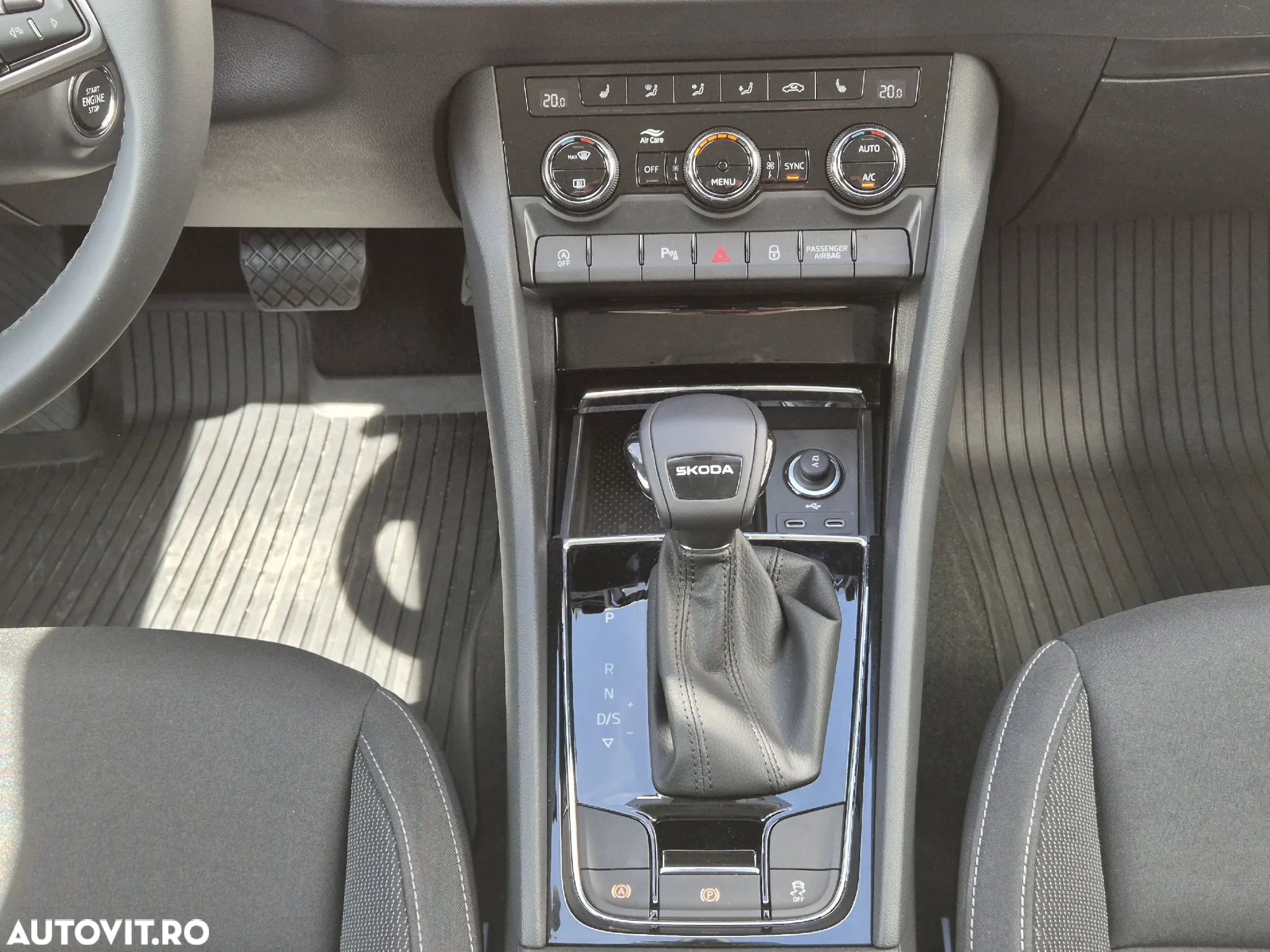 Skoda Karoq 1.5 TSI DSG Selection - 21
