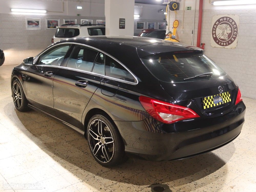 Mercedes-Benz CLA 180 d Shooting Brake Urban Aut. - 32
