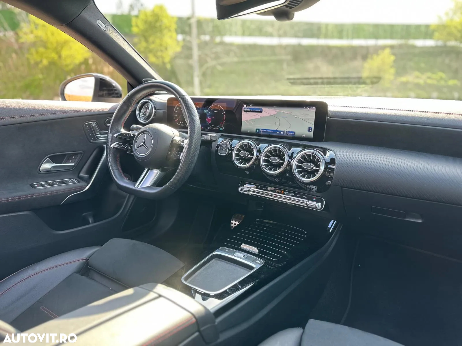 Mercedes-Benz CLA 220 4MATIC Coupe - 13