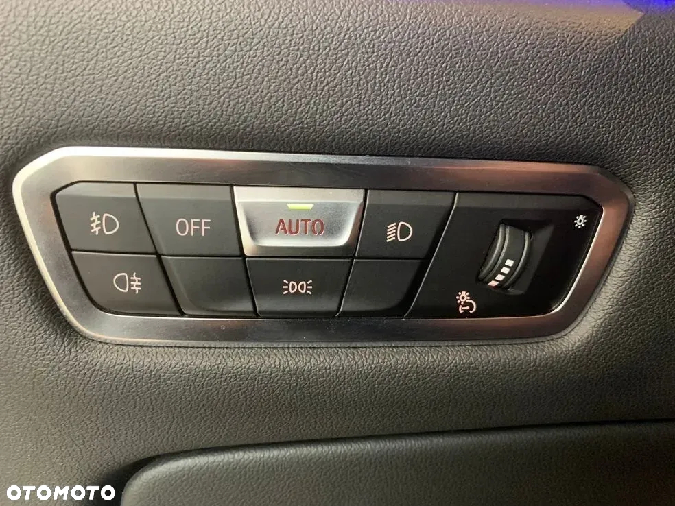 BMW X5 xDrive30d - 17