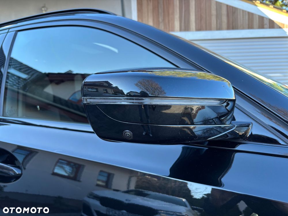 BMW Seria 3 330e xDrive M Sport - 27