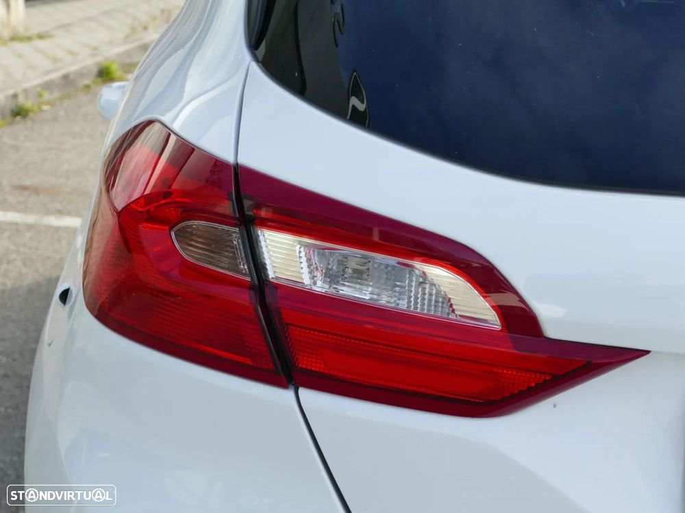 Ford Fiesta 1.0 EcoBoost Connected - 9