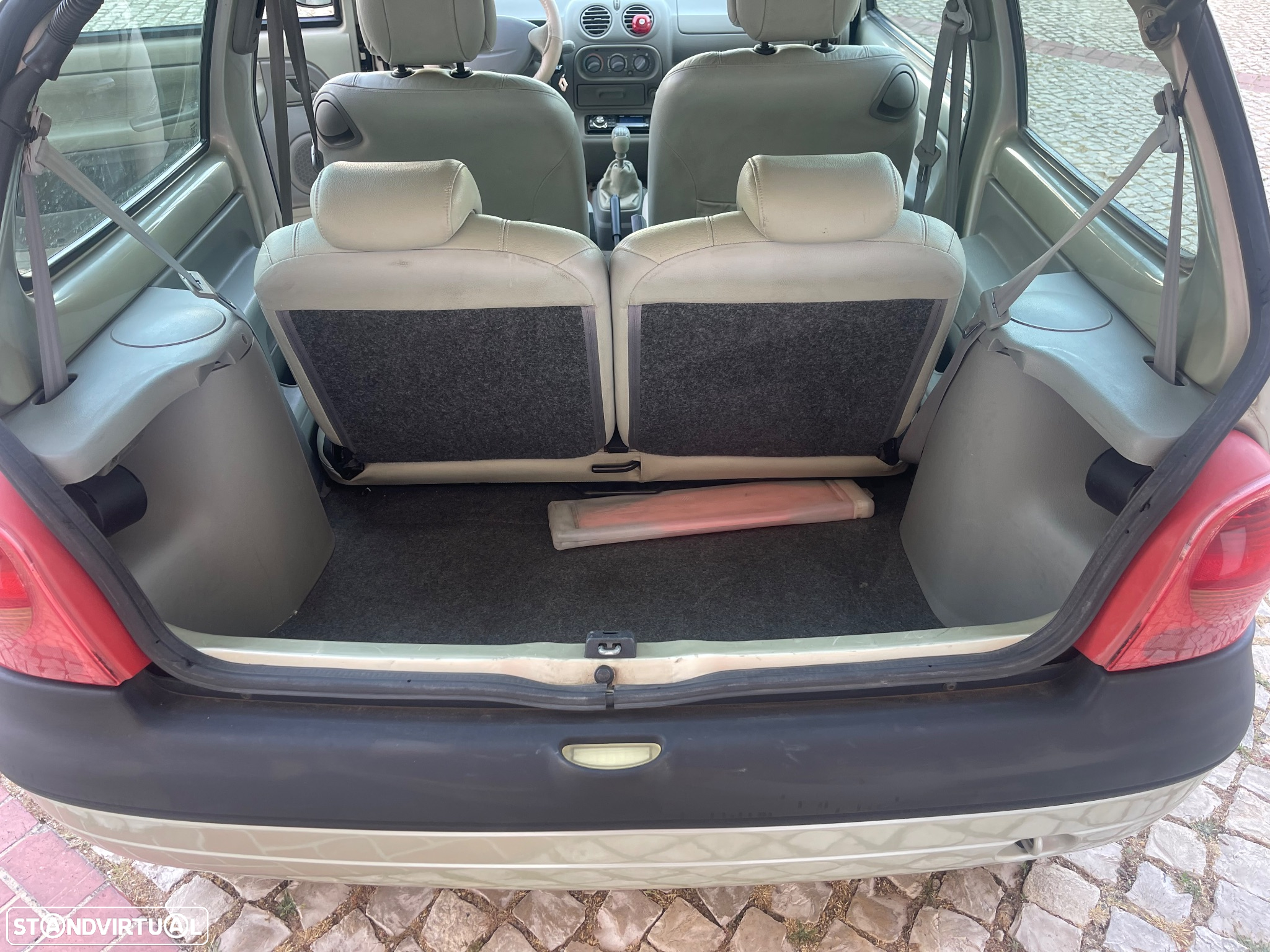 Renault Twingo 1.2 16V Initiale - 12