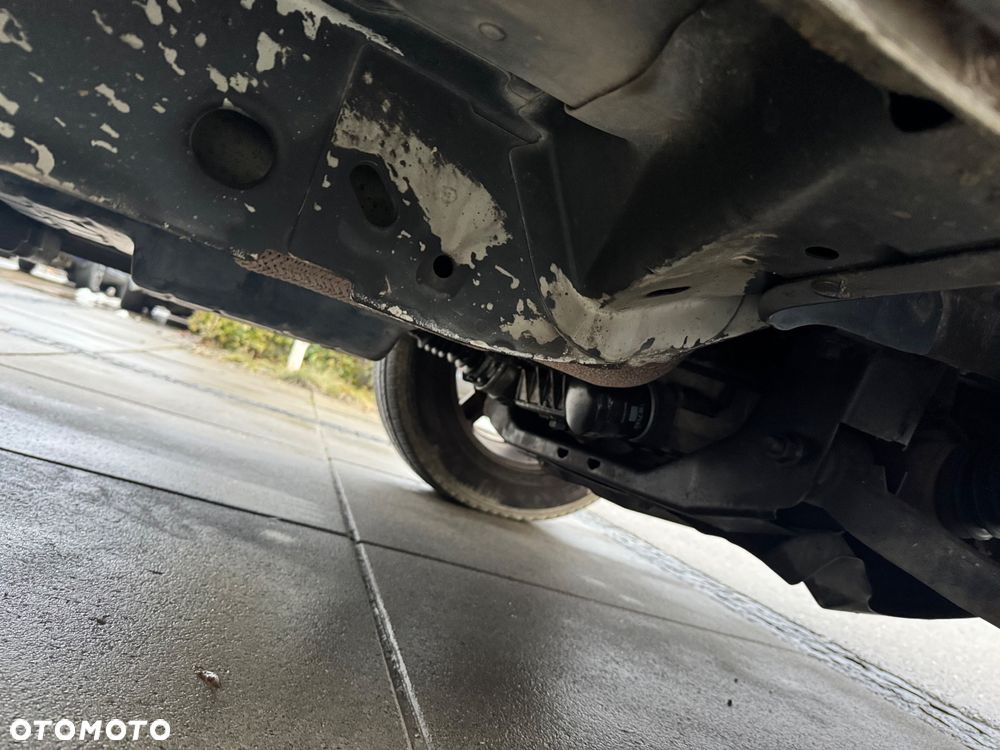 Jeep Cherokee 2.8 CRD Automatik Limited - 13