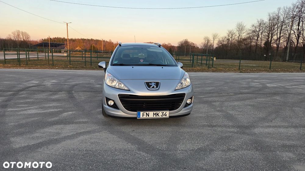 Peugeot 207 95 VTi Urban Style - 10