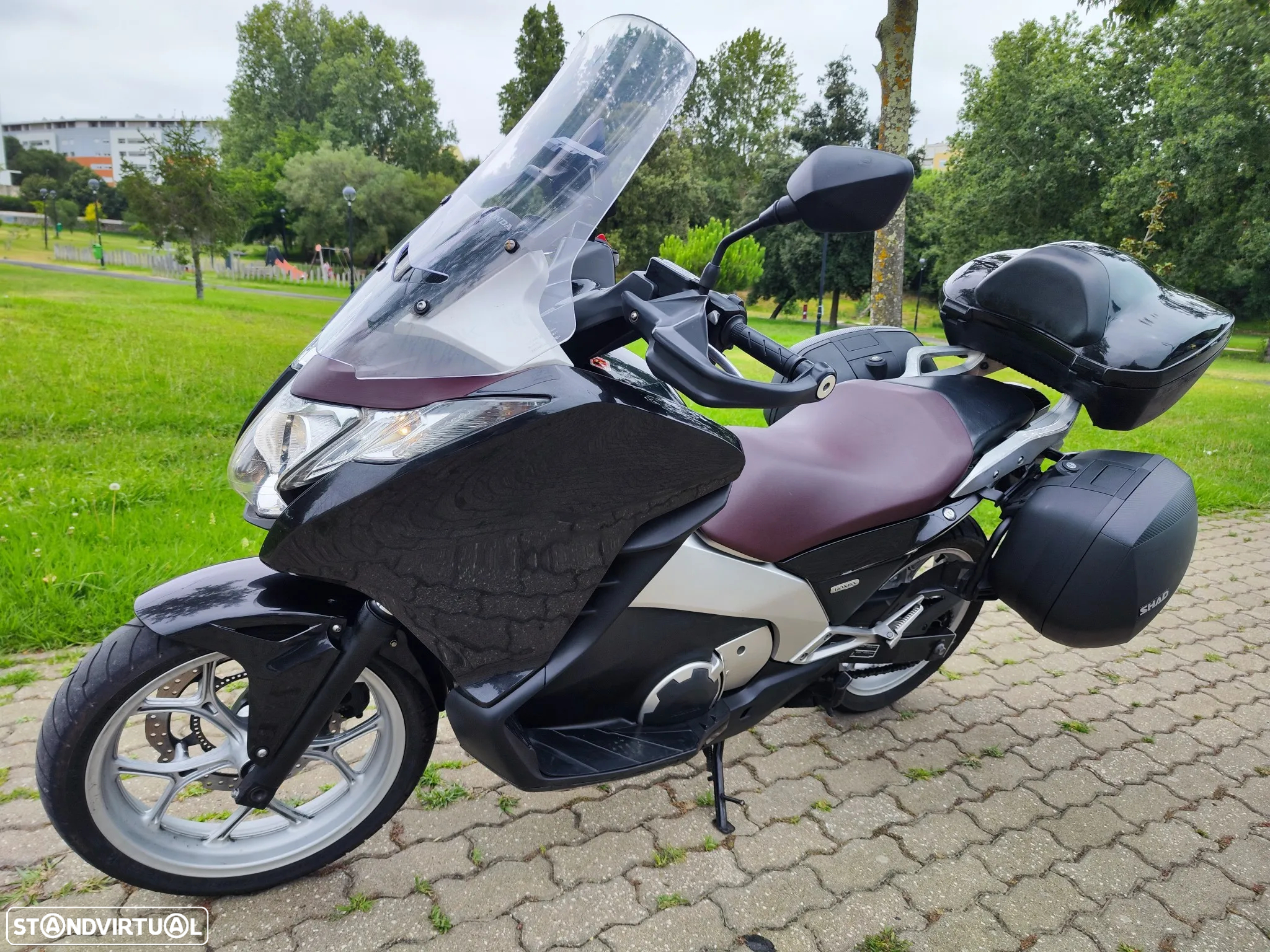 Honda Integra 700 - 12