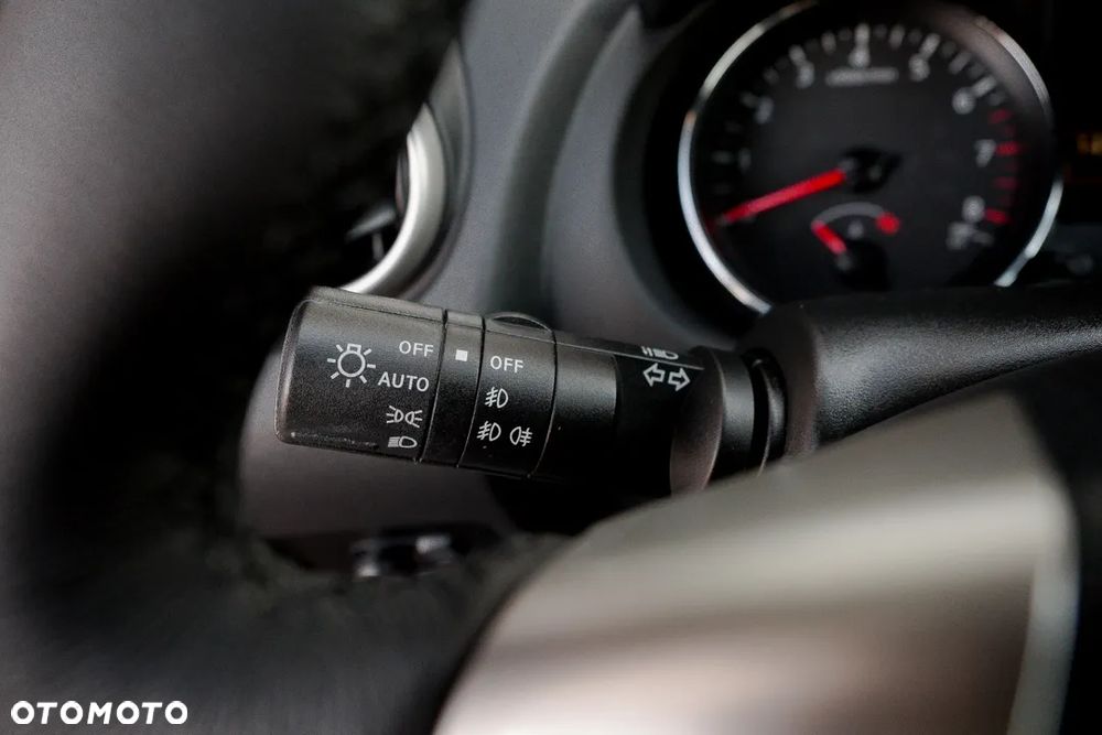 Nissan Qashqai 2.0 4x4 Tekna - 13