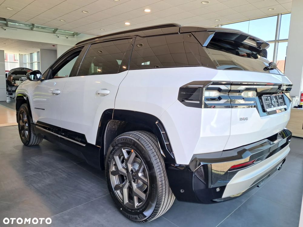 Jeep Compass 1.2 T3 mHEV First Edition FWD DCT - 3