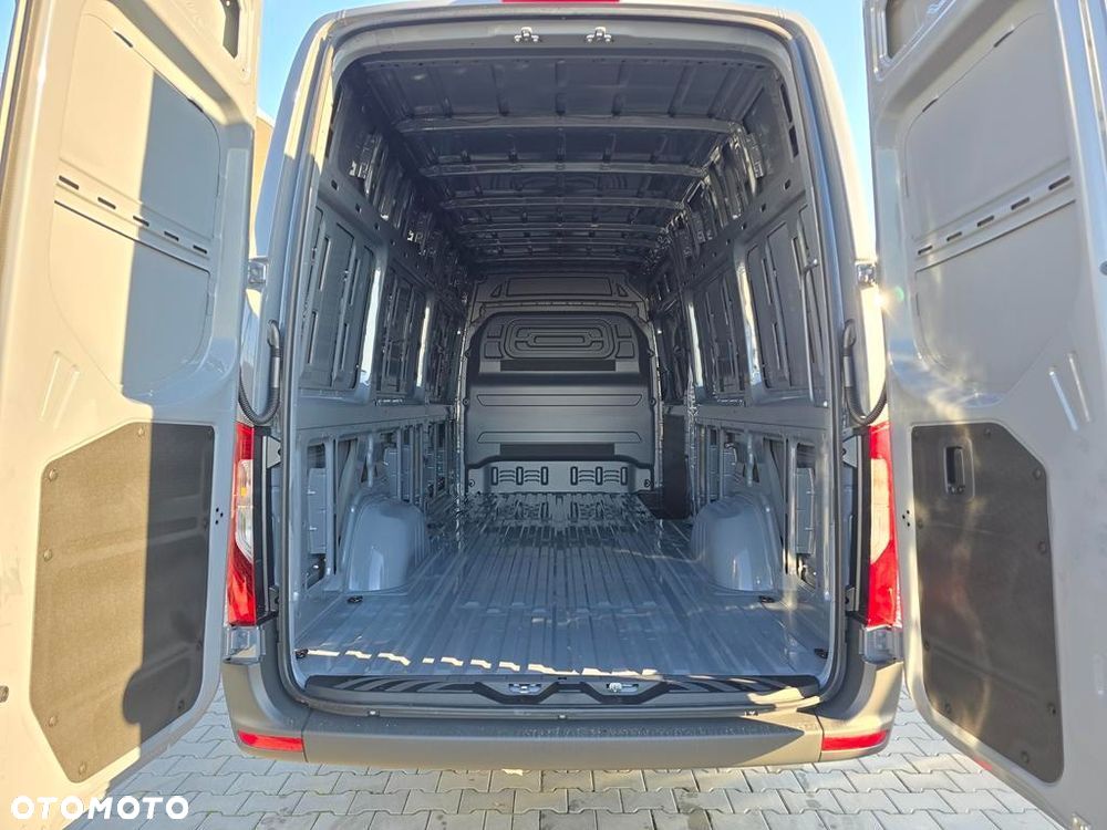 Mercedes-Benz Sprinter 319 CDI Long PRO 9G-Tronic - 6