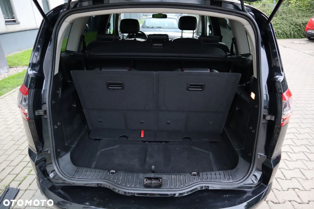 Ford S-Max - 15