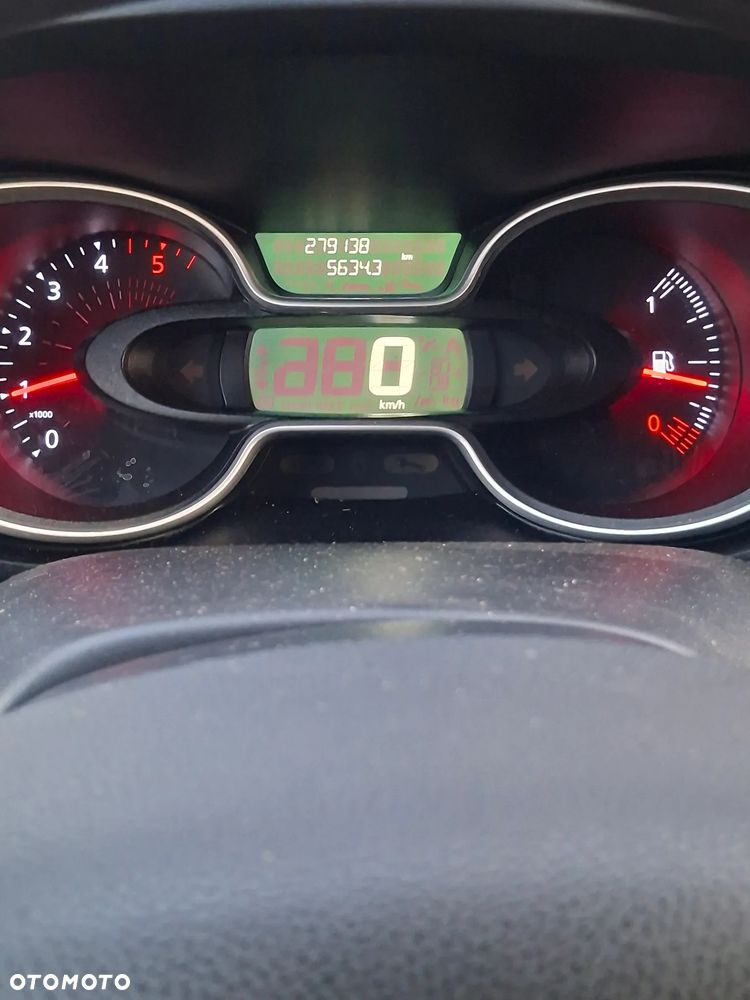 Renault Trafic - 12