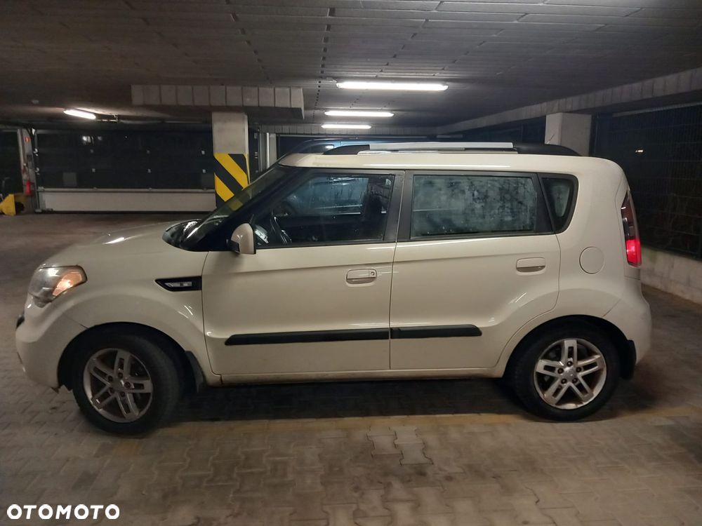 Kia Soul 1.6 L - 9