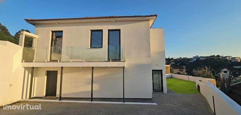 Moradia T3 Fiães, Santa Maria da Feira - Grande imagem: 2/5