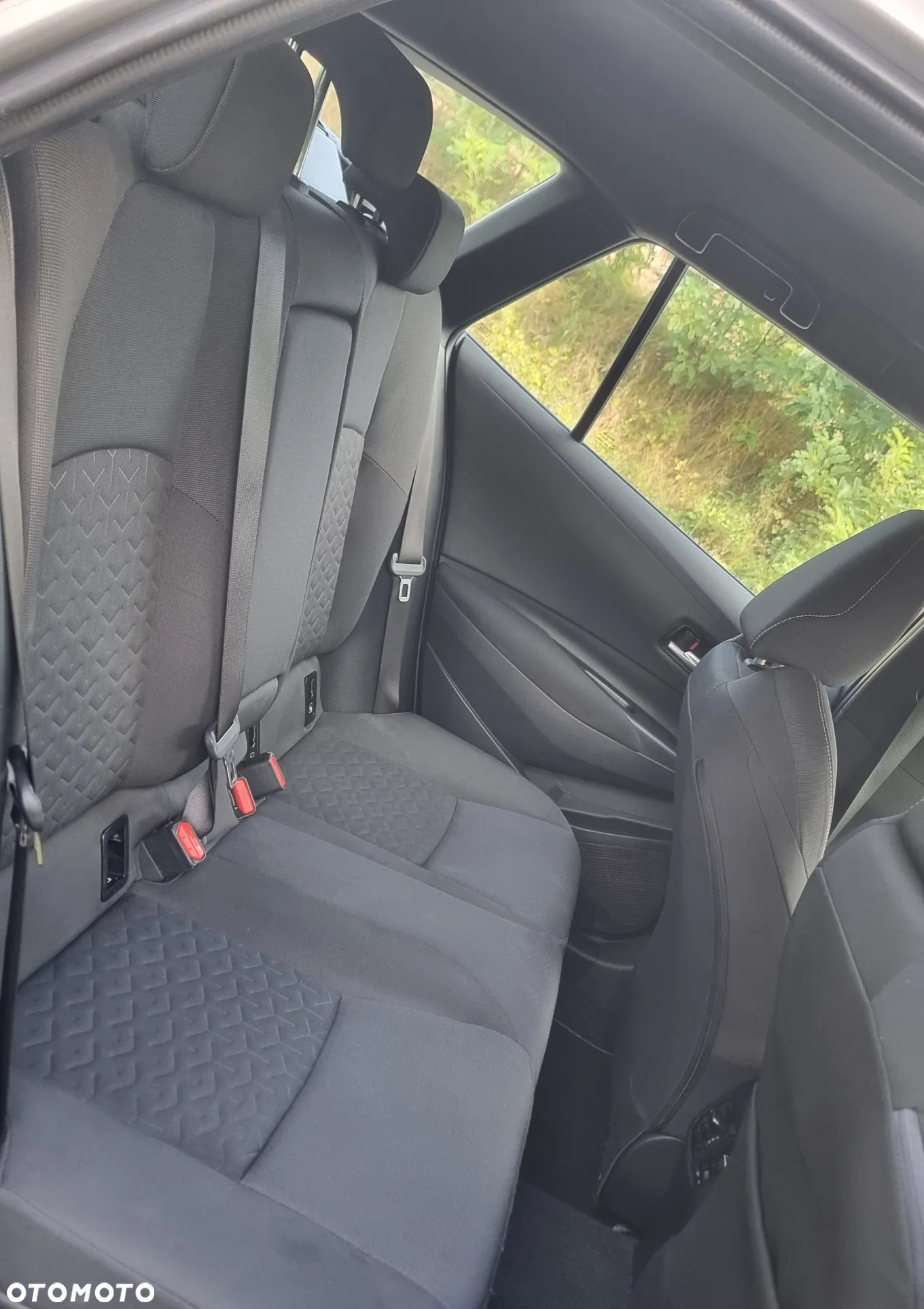 Toyota Corolla 1.8 Hybrid GPF Executive - 18