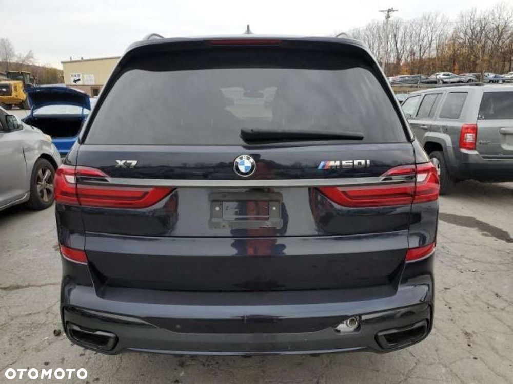 BMW X7 - 6