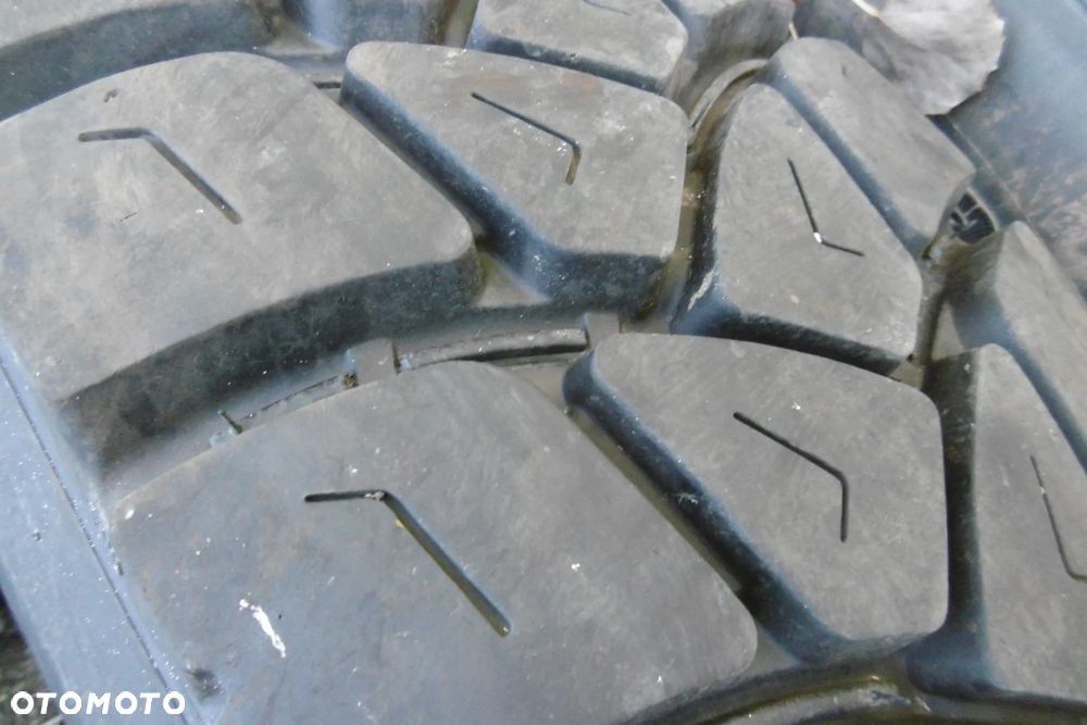 Opony Koła 13R22,5  budowlane - 6
