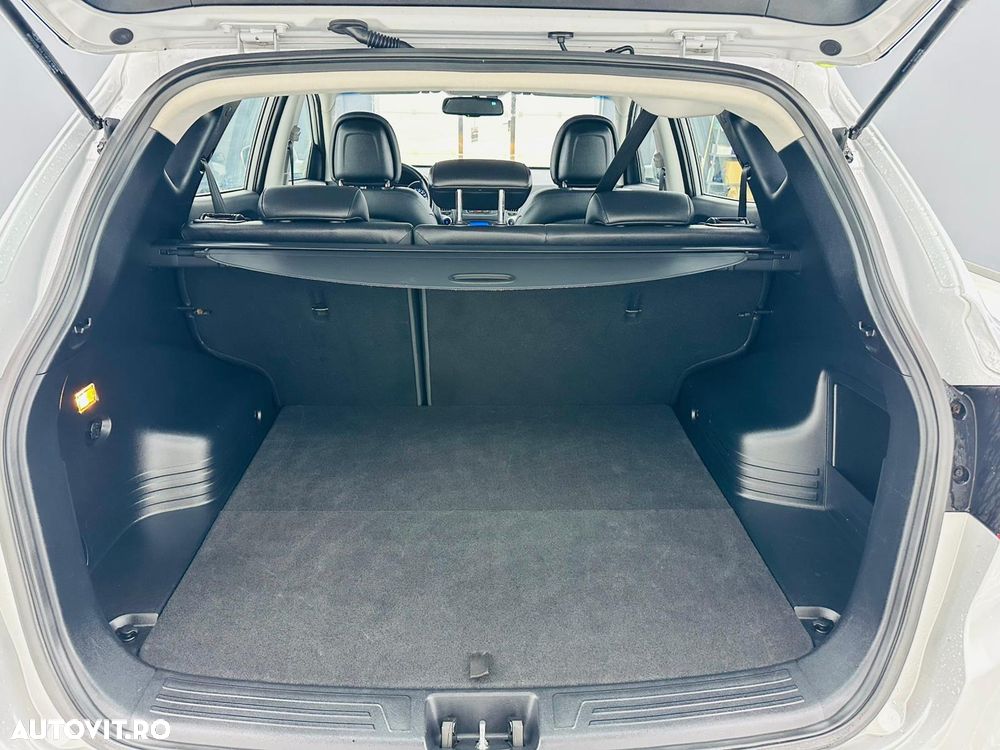 Hyundai ix35 1.6 2WD Fifa World Cup Edition - 18