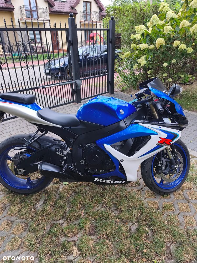 Suzuki GSX-R - 4