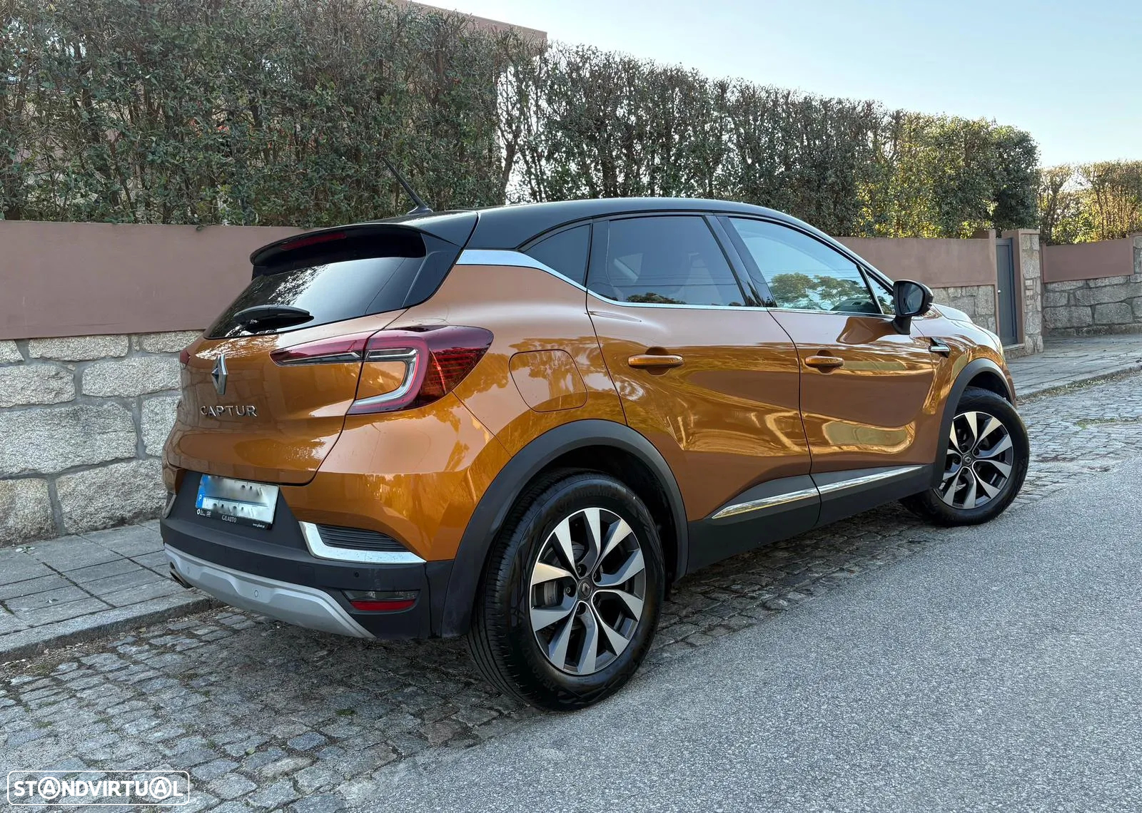 Renault Captur 1.0 TCe Exclusive Bi-Fuel - 4