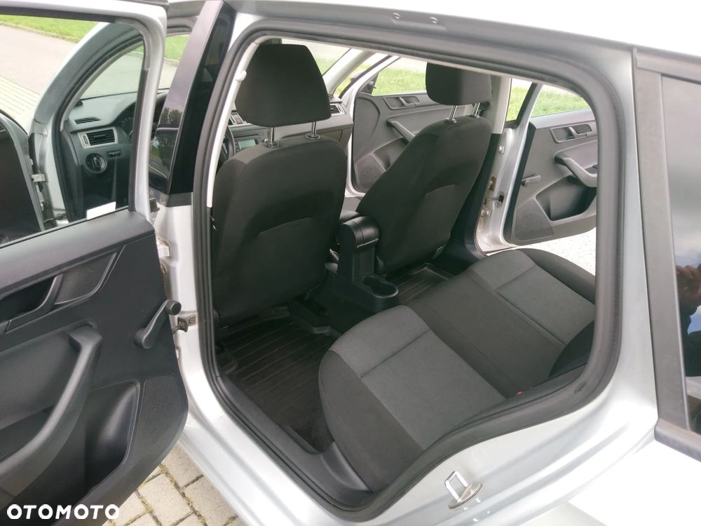 Skoda RAPID 1.6 TDI DPF Active - 10