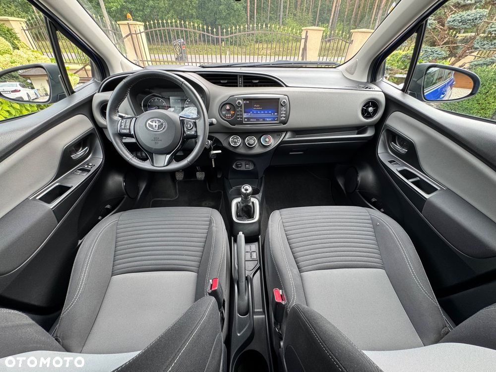 Toyota Yaris 1.0 Premium EU6 - 9