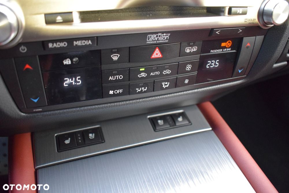 Lexus GS 450h F Sport - 9