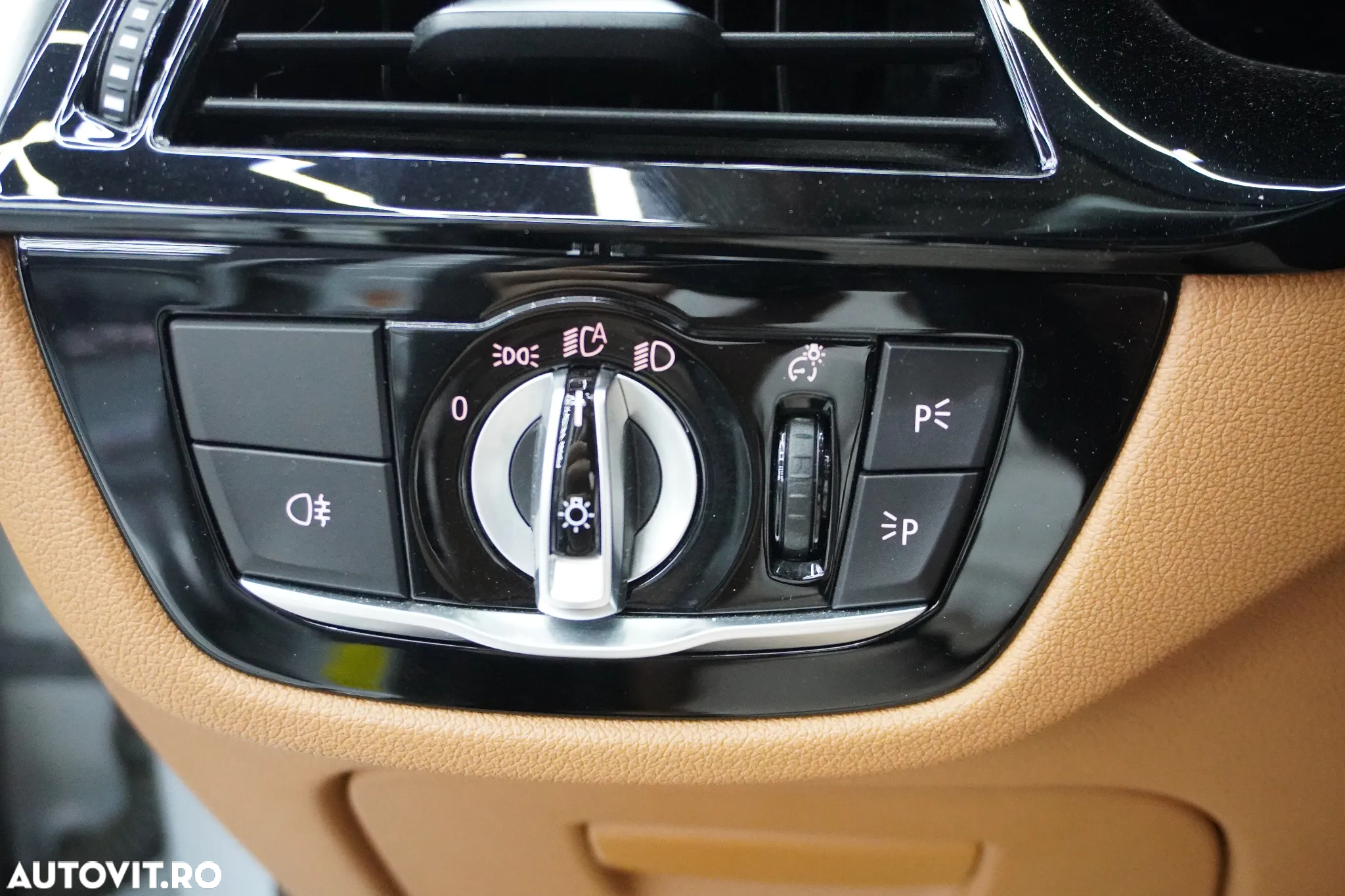 BMW Seria 5 540d xDrive AT MHEV - 16