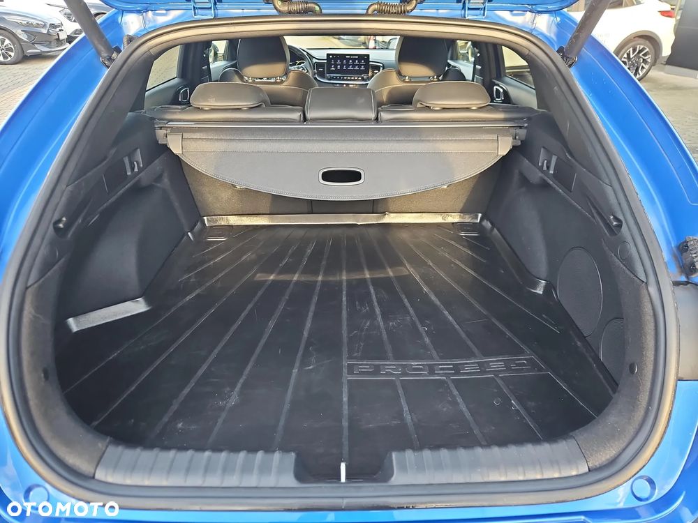 Kia ProCeed 1.5 T-GDI GT Line DCT - 24