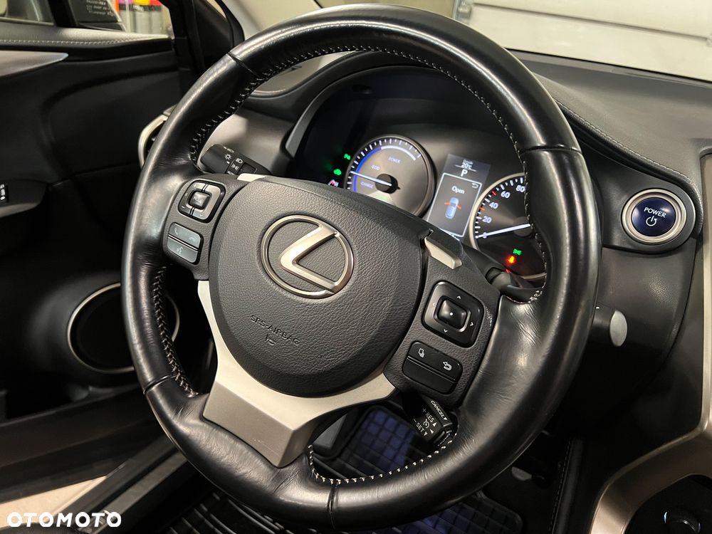 Lexus NX 300h Comfort AWD - 29