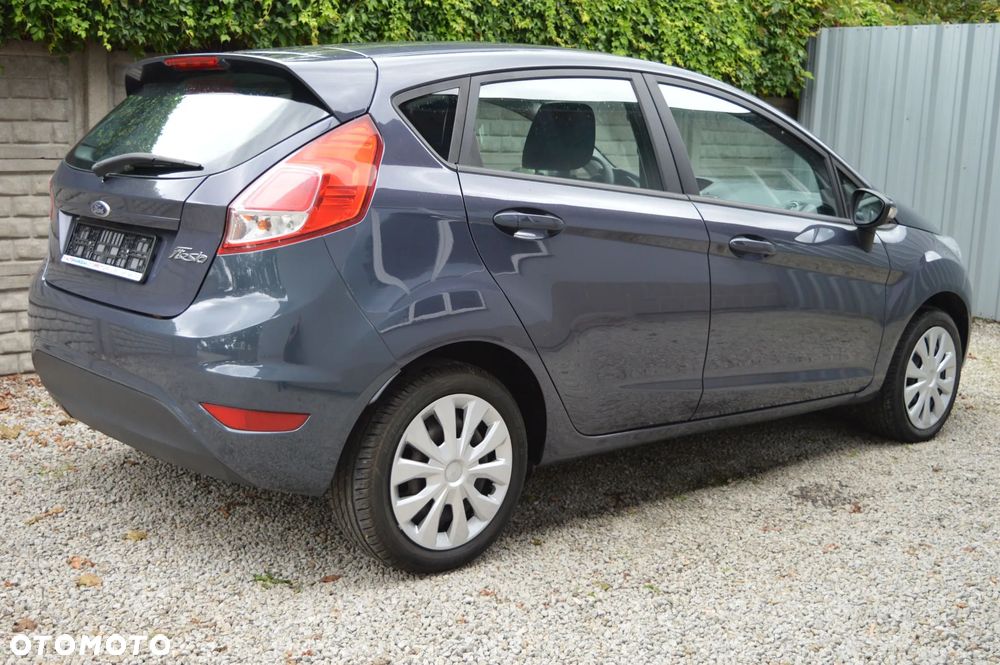 Ford Fiesta - 8