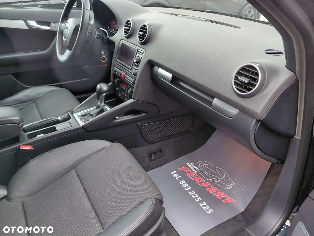 Audi A3 Sportback - 16