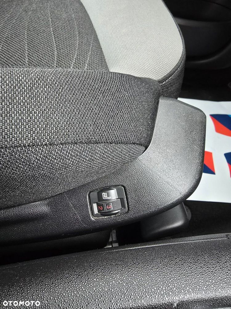 Citroën C4 Picasso - 24