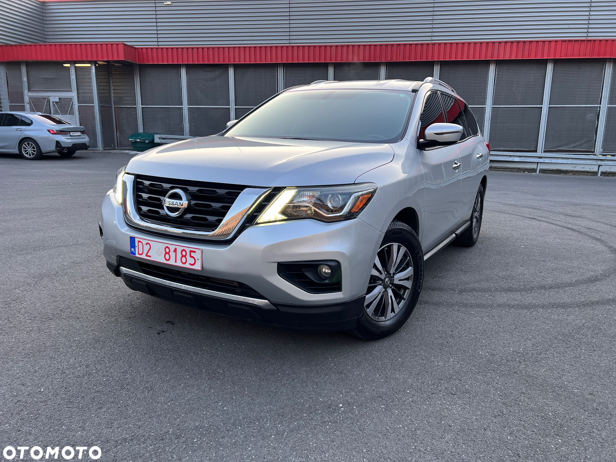 Nissan Pathfinder - 3