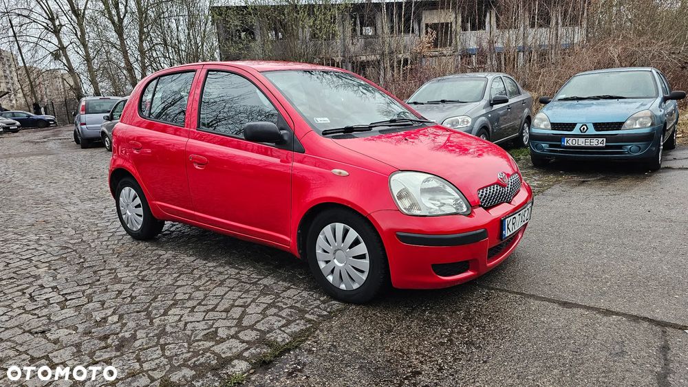 Toyota Yaris 1.4 D-4D Base - 3