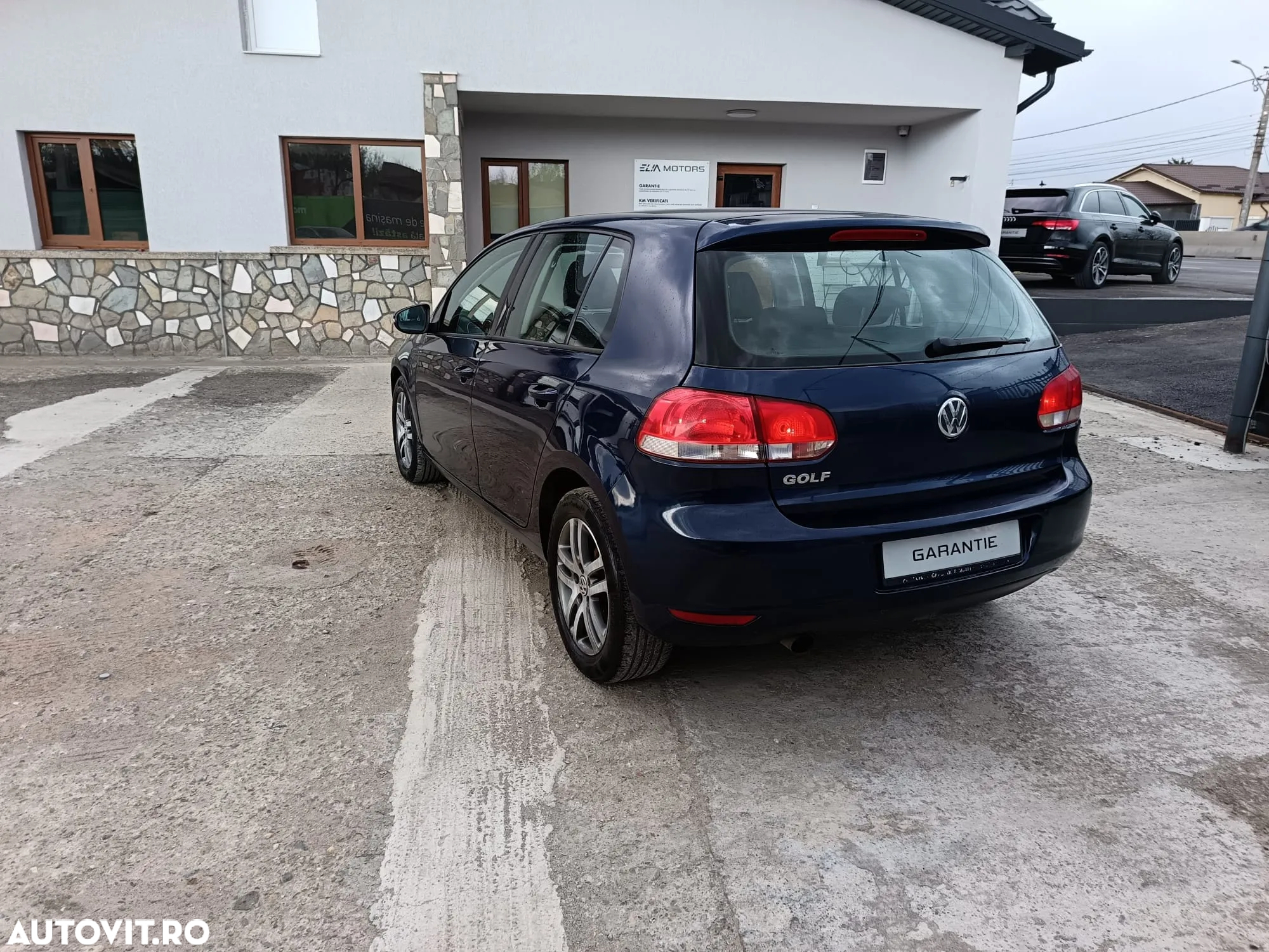 Volkswagen Golf 1.6 TDI DPF Comfortline - 5