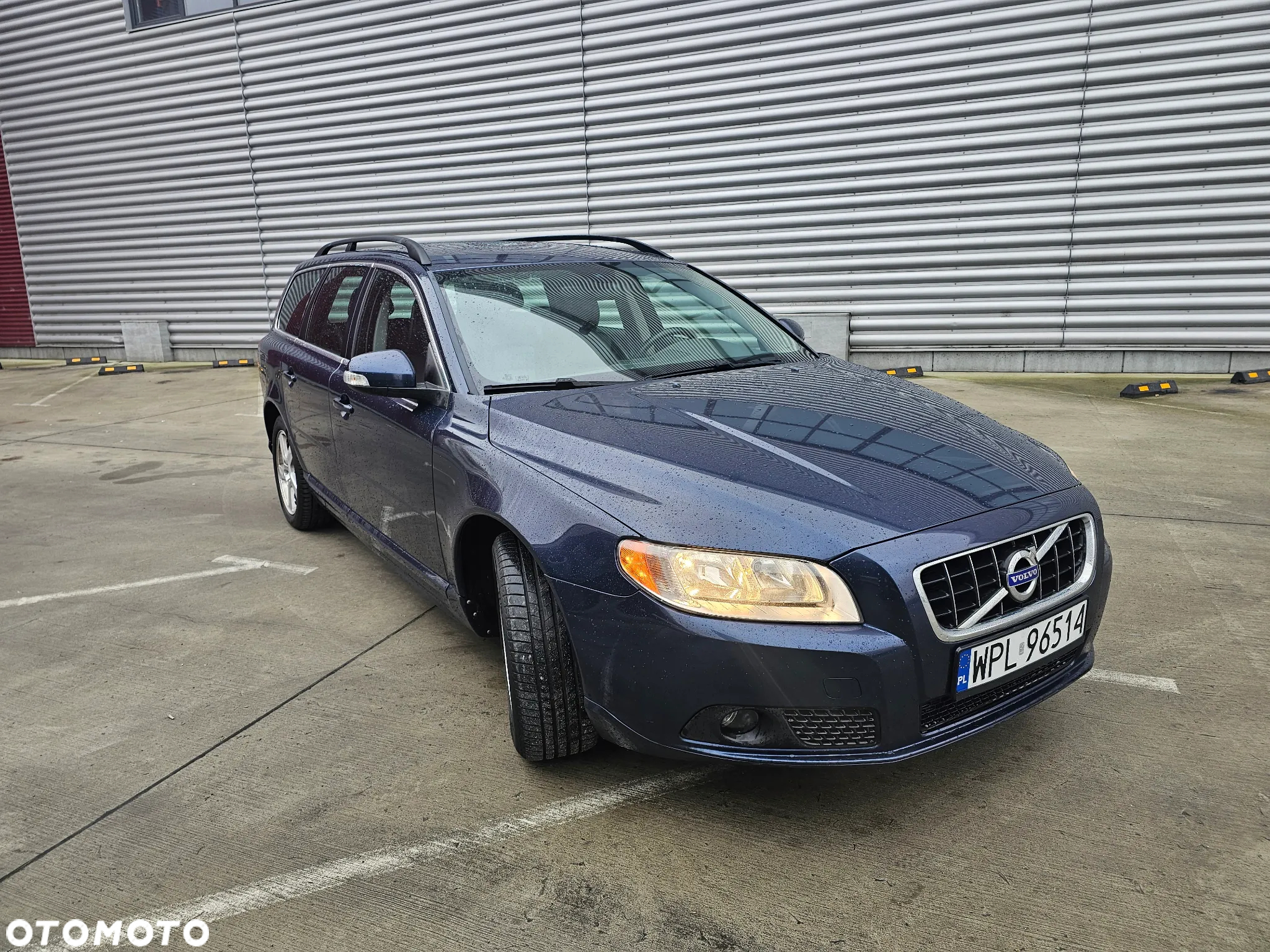Volvo V70 D3 Momentum - 30