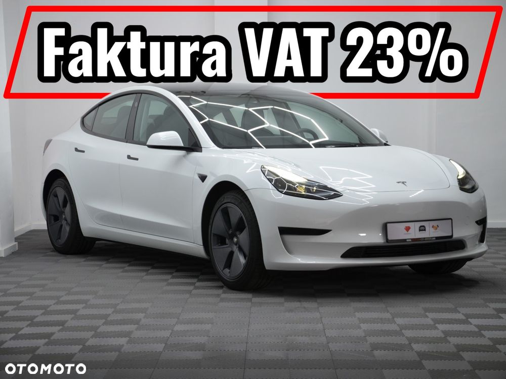 Tesla Model 3 - 1