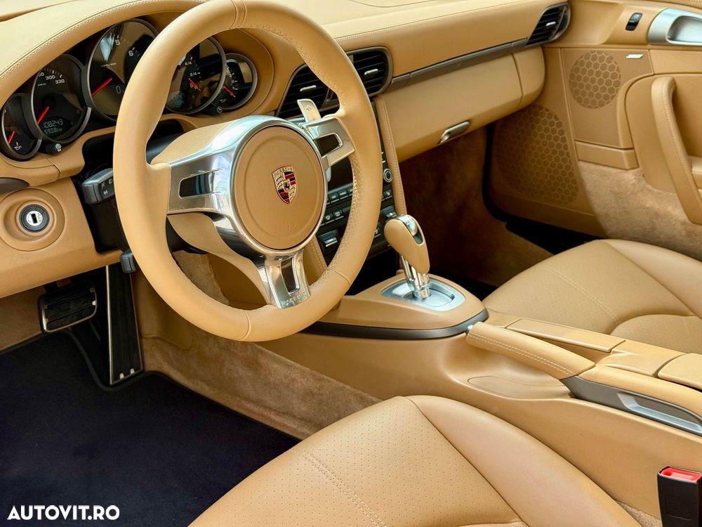 Porsche 911 Carrera PDK - 3