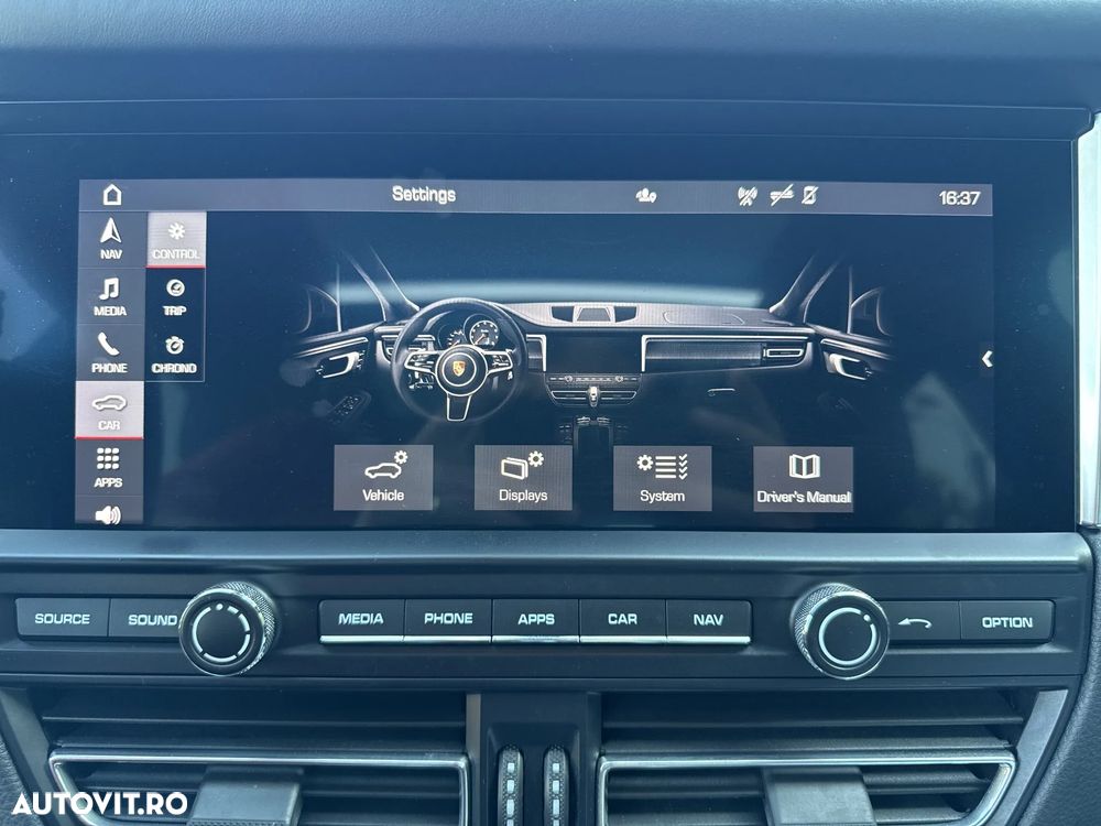 Porsche Macan Turbo PDK - 21