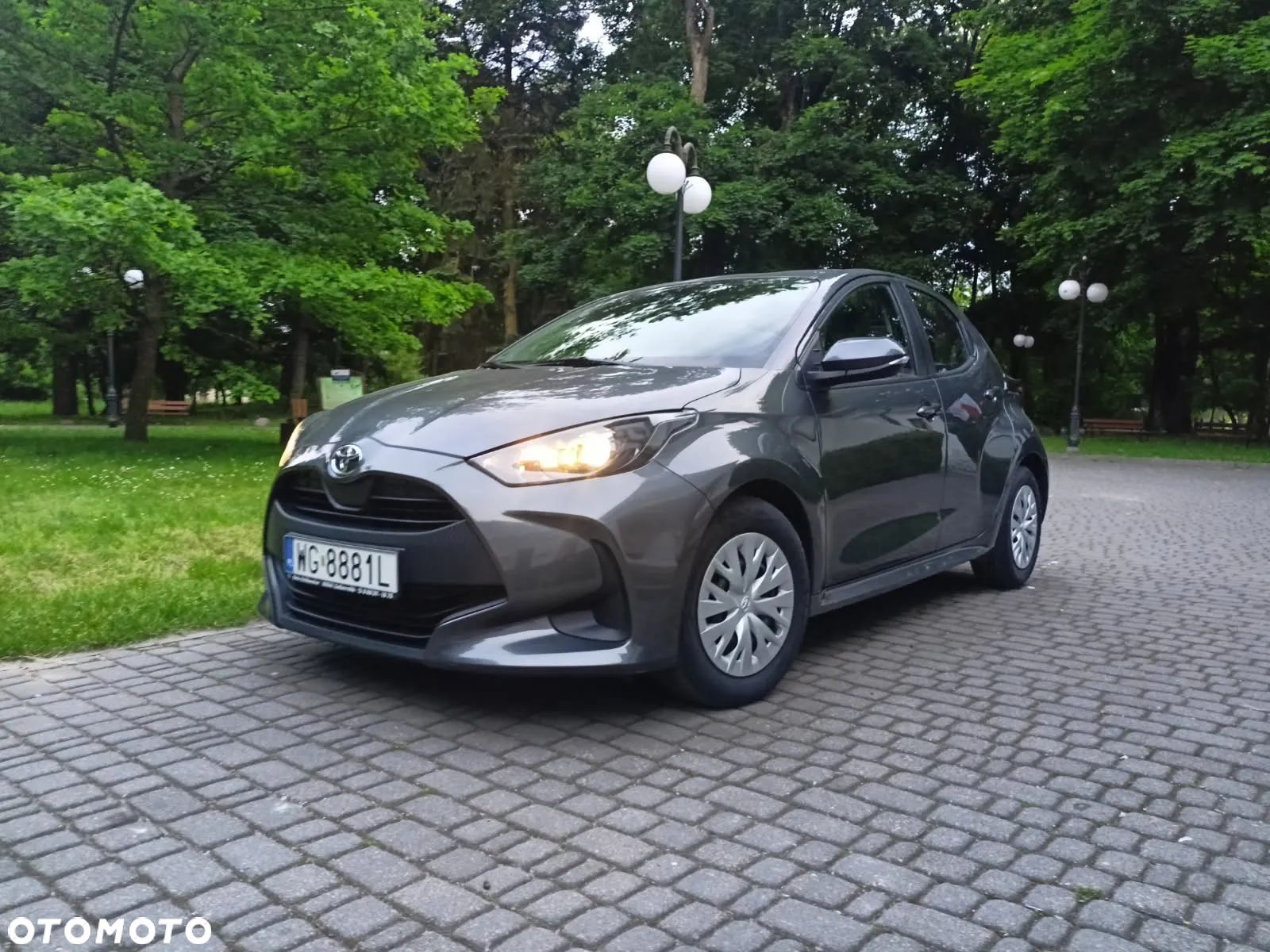 Toyota Yaris 1.0 Comfort - 1