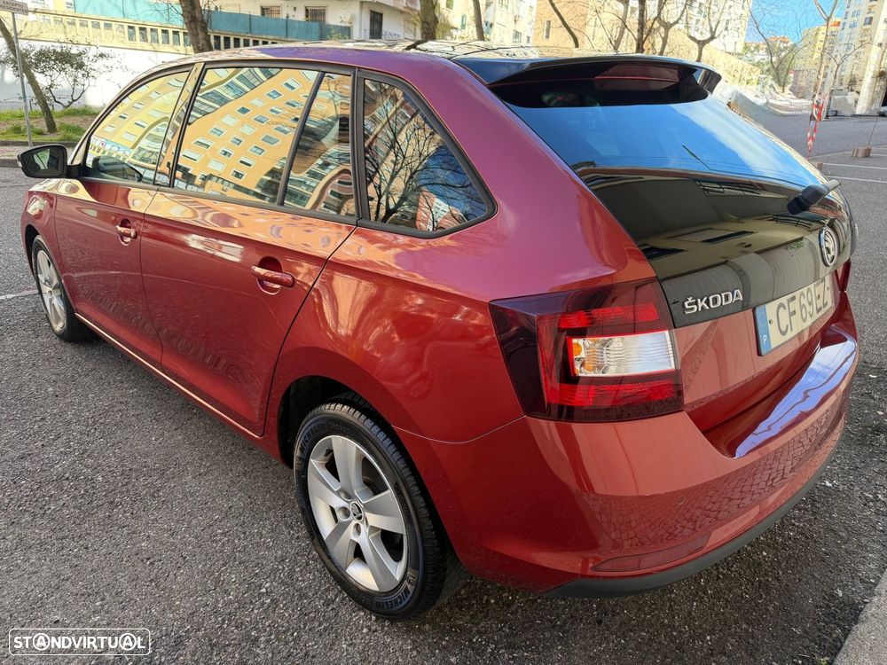 Skoda Rapid Spaceback 1.4 TDI DSG Style - 25