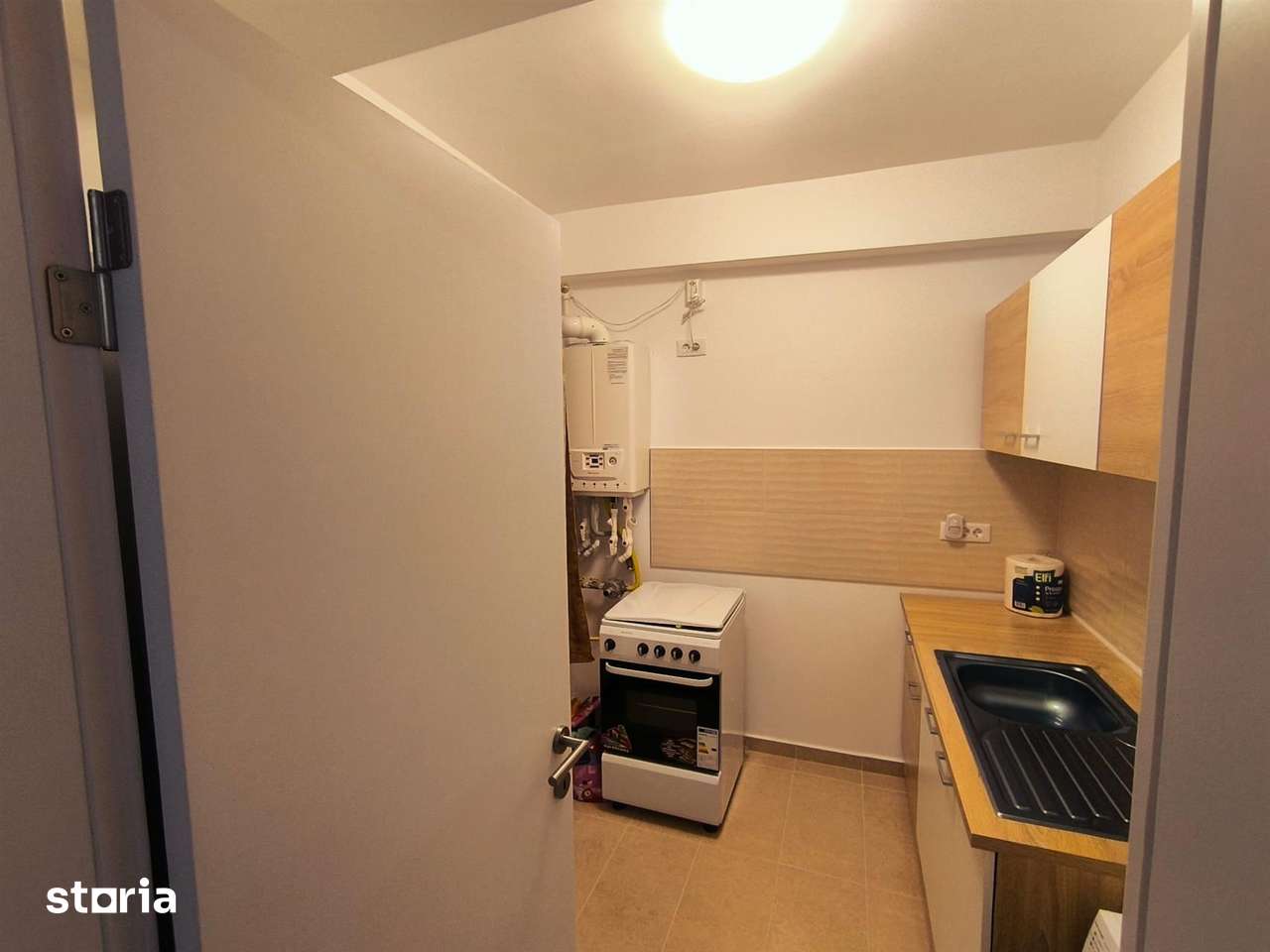 Vitan-Barzesti | Garsoniera | 42mp | B12150 - Imagine principală: 2/9