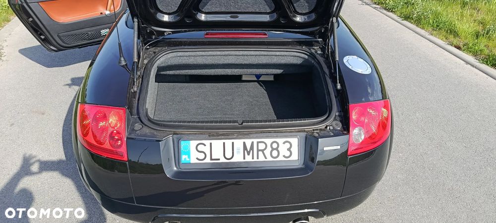 Audi TT Coupé - 8
