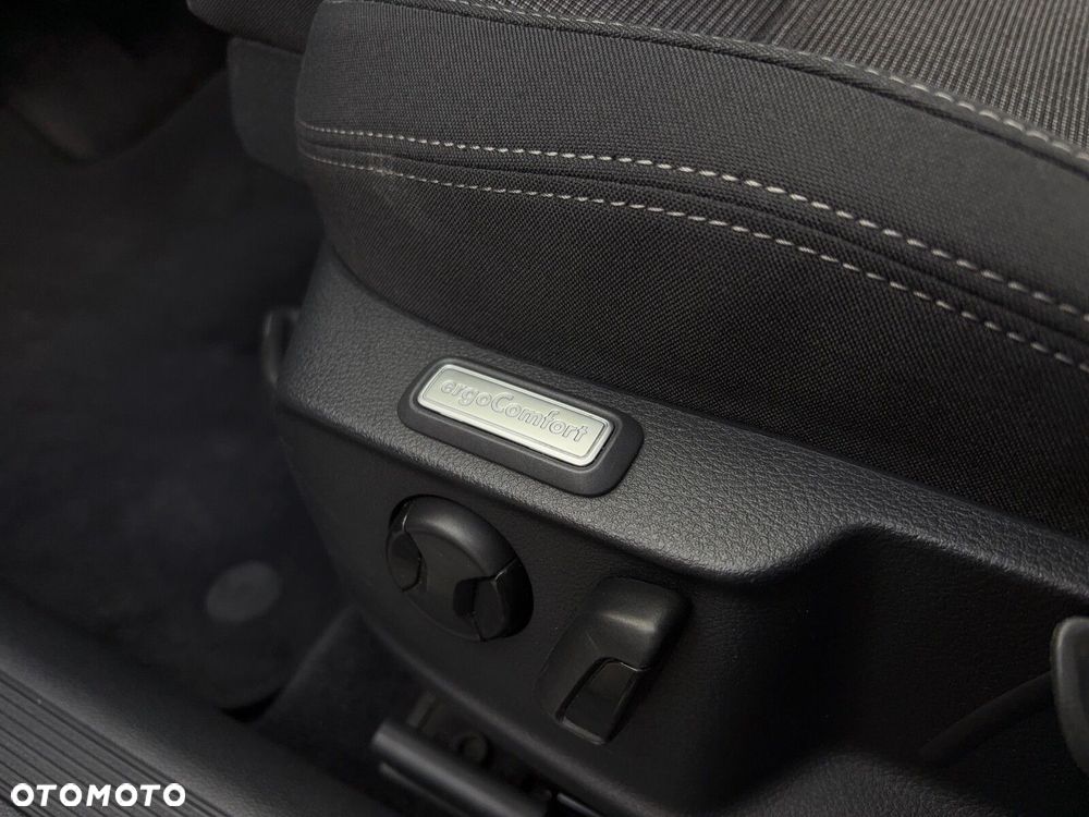 Volkswagen Passat 1.8 TSI BMT Comfortline - 11