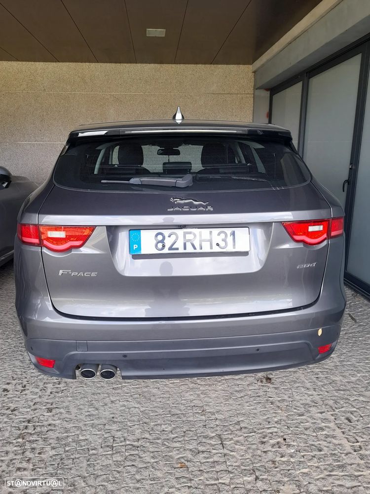 Jaguar F-Pace 2.0 i4D Portfolio - 18